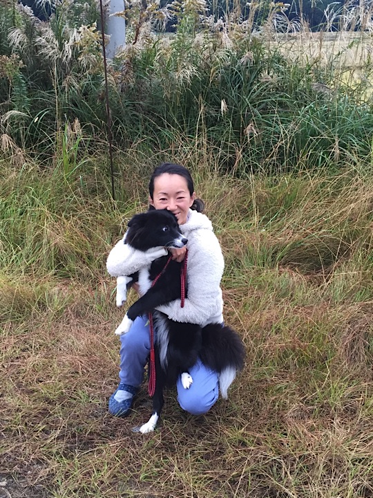 The next morning, Fukami and her dog Haru saw me off at the bus station to catch the bus back to Koguchi to start my journey to Nachi Taisha